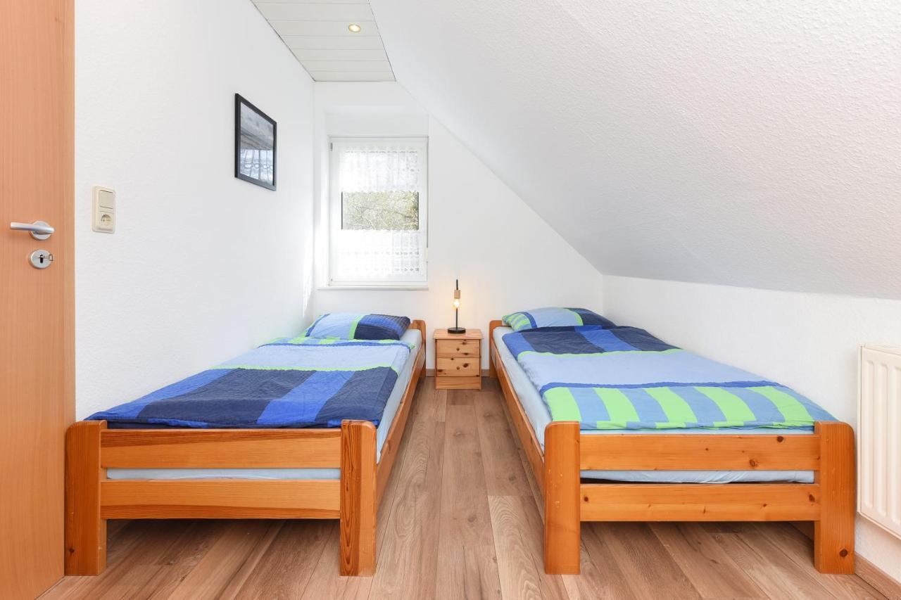 Ferienwohnung Wattgefluester Esens Exterior photo